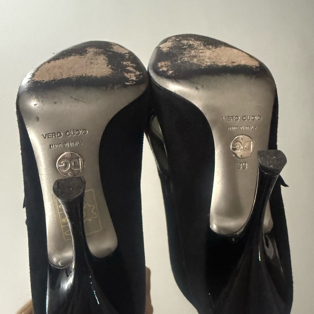 Dolce & Gabbana Glossy Black Double Buckle Heels - Picture 8 of 10